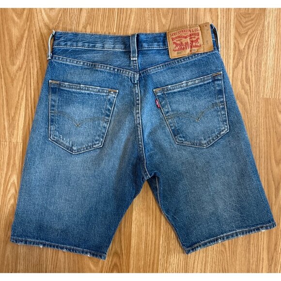 Levis 501 Men's Distressed Denim Bermuda Shorts W28 L9 Blue Casual Style - Picture 1 of 5